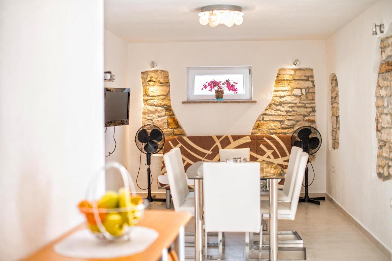 מדולין Apartments Salcinovic מראה חיצוני תמונה